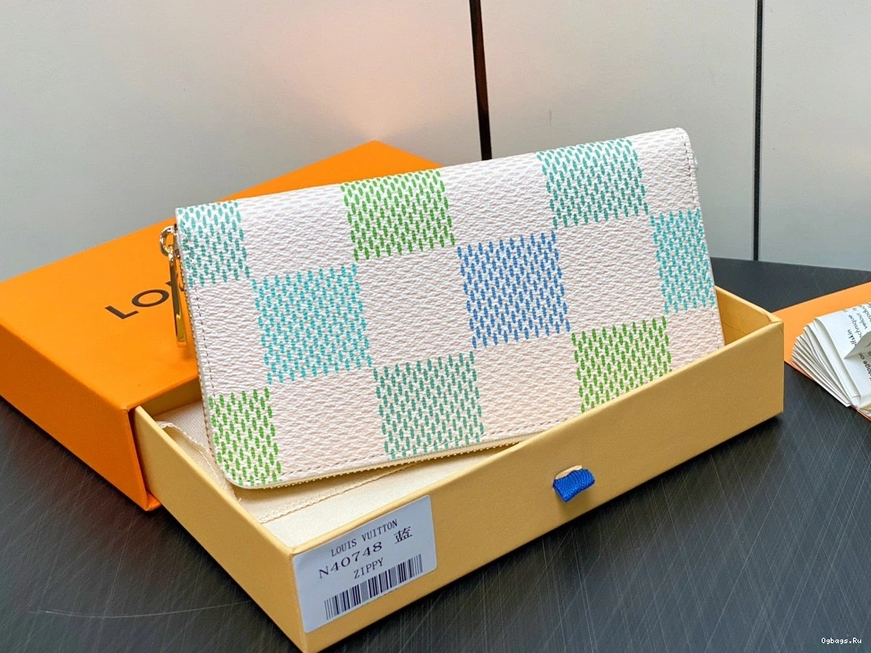 ZIPPY cm LOUIS WALLET-19.5*10.5*2.5 VUITTON 0407